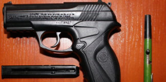 Strzelający długopis